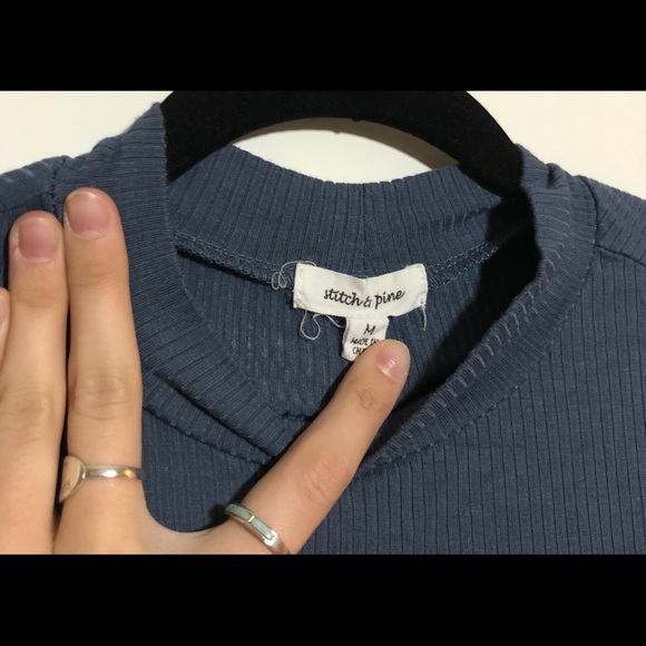 Blue Ribbed High Neck Crop Top - Picture 2 of 4